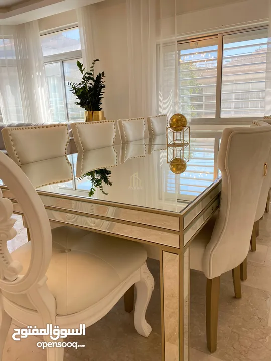في أجمل مناطق الرابيه شقة أرضية للبيع 220م مع ترس 90م بسعر مغري / ref 9535