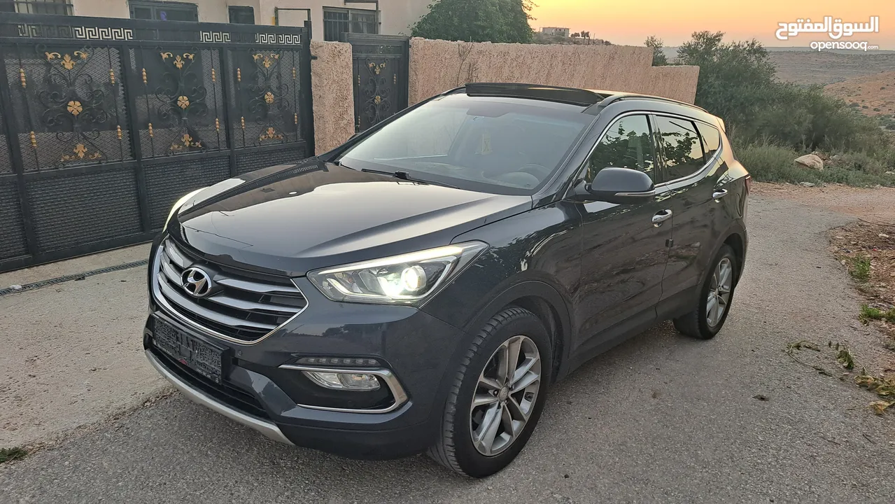الجيب المميز العائلي 7 ركاب هونداي سنتافيه 2016 فل فل فل جديد زي ما فالصور كااش فقط تنازل مباشر