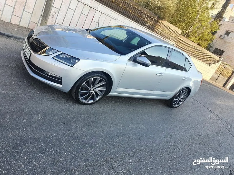 Skoda لورين&كلمنت