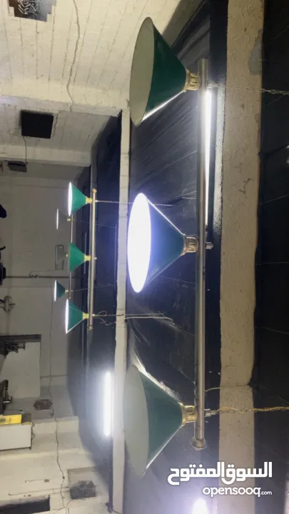 طاولة بلياردو امريكي برونزيك شبه جديدة بطولكرم .