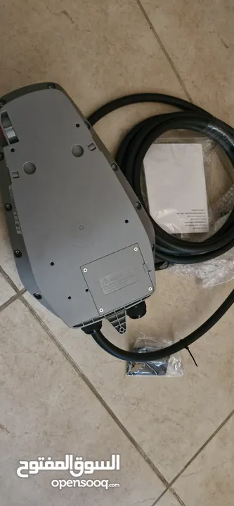 شاحن byd 32a جديد لم يتم استخدامه بالكرتونه