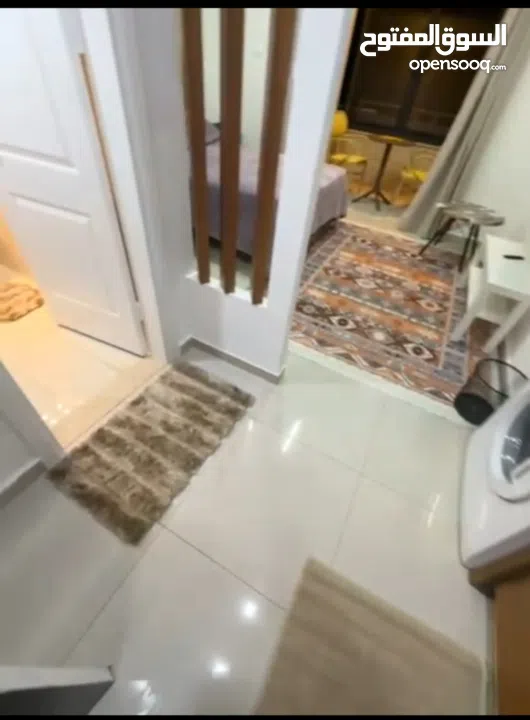 استوديو مفروش فرش فخم للبيع