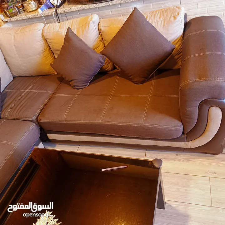 طقم قعدة  بحالة جيدة جدا