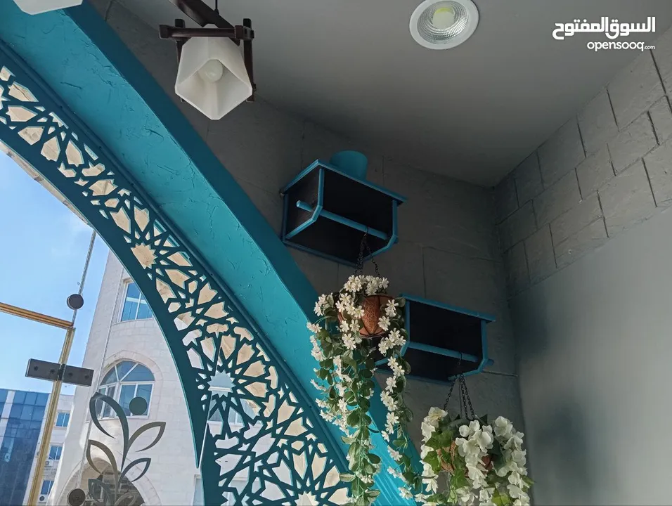 فرصة نادرة لأصحاب المكاتب والشركات الناشئة! أثاث مكتبي متكامل ومستعمل بحالة ممتازة