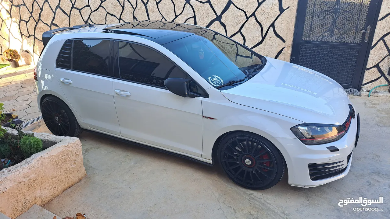 عرض لمده يوم فقططط لحق golf gtiii 2015 mk7  فللللل فلل وفحص نننخب النخب بسعر لقطططه