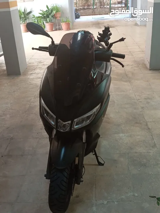 سكوترSXR 160 CC