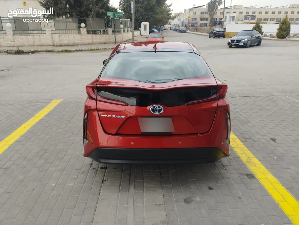 تويوتا بريوس برايم 2018 للبيع