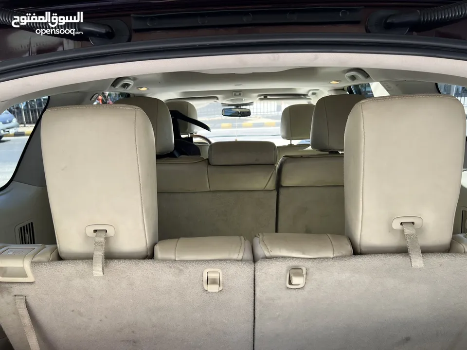 انفينيتي Qx60 سيارة الرفاهية والراحة العائلية