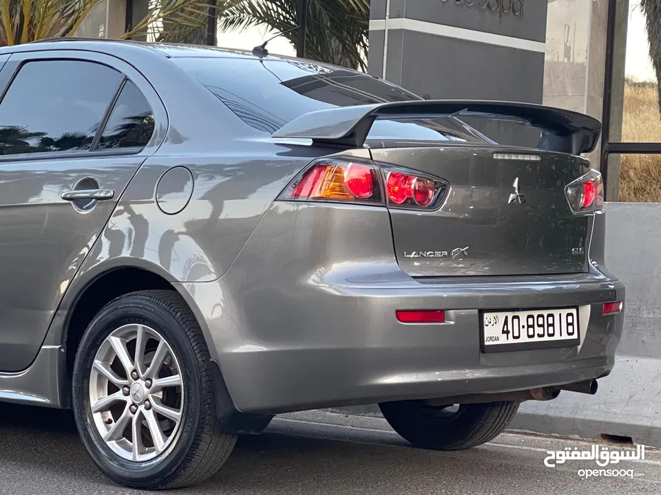 ميتسوبيشي لانسر EX 2017   فل مع الفتحه استخدام شخصي لم تعمل سياحي او تطبيقات فحص كامل