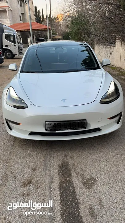 جمرك جديدTesla model 3