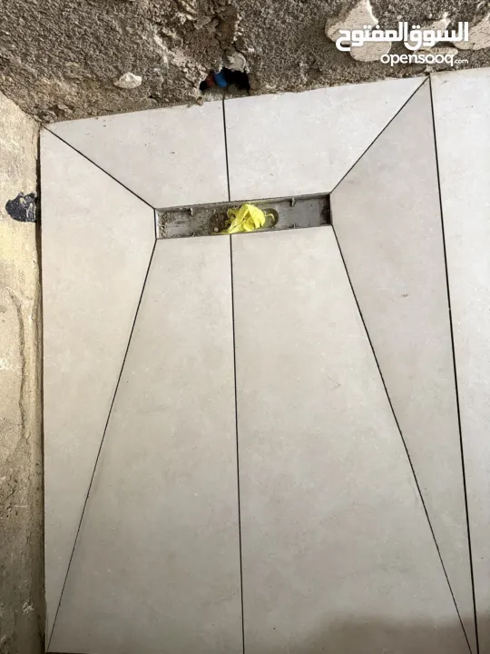 أيهم لجميع اعمال البلاط والعزل بأسعار منافسة