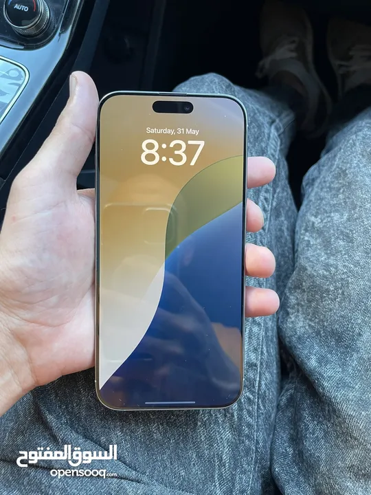 اقرا الوصف التواصل واتس اب Iphone 16 pro max