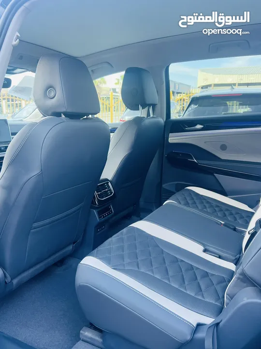 ‏          Volkswagen ID6 2022 Cruzz pro عدادات قليلة