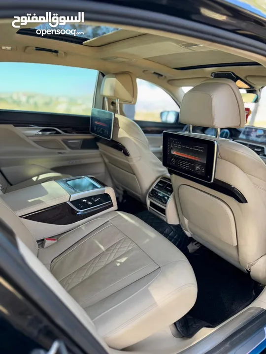 BMW 740i///2016  السيارة  فل الفل اضافات  فحص نخب نخب  بي ام دبليو