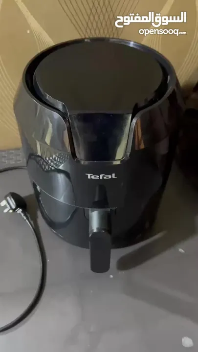 قلاية هوائية تيفال XL بحالة ممتازه وسعر مناسب  tefal easy fry XL air fryer, great condition