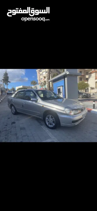 نيسان الميرا موديل 2000