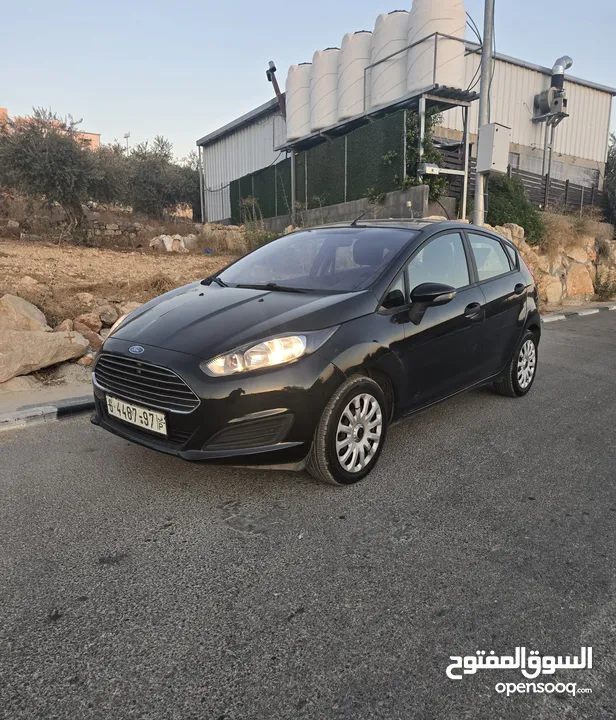 فورد فيستا ترخيص 2014 اوتوماتيك ماتور 1600 بنزين..