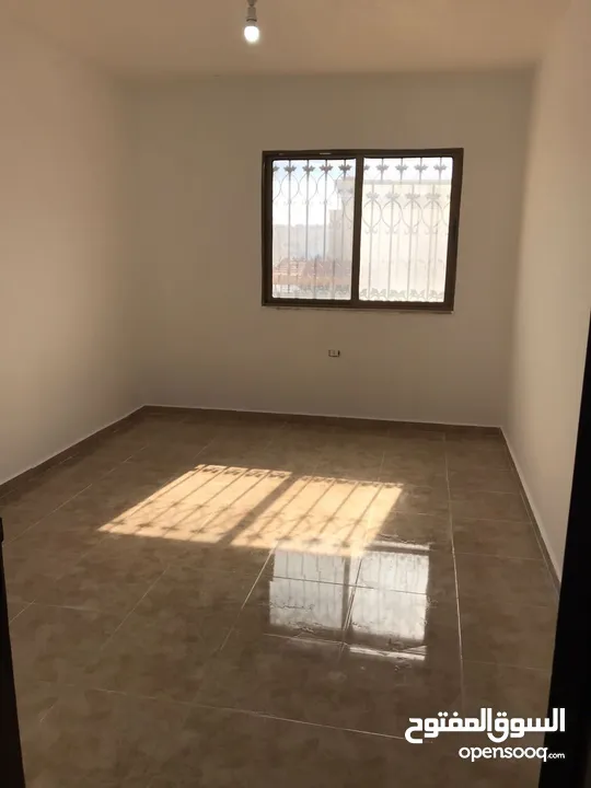 شقه فاخره للإيجار بجانب جامع بدر