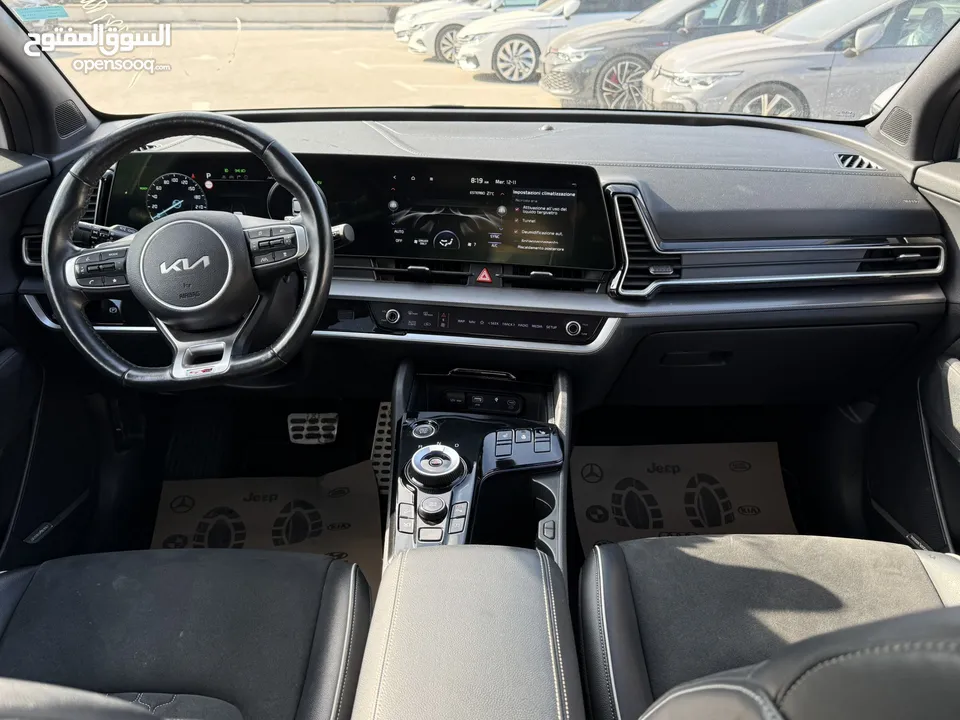 كيا سبورتاج GT Line ترخيص 2022 محرك 1600 هايبرد  جير أوتوماتيك 240 حصان