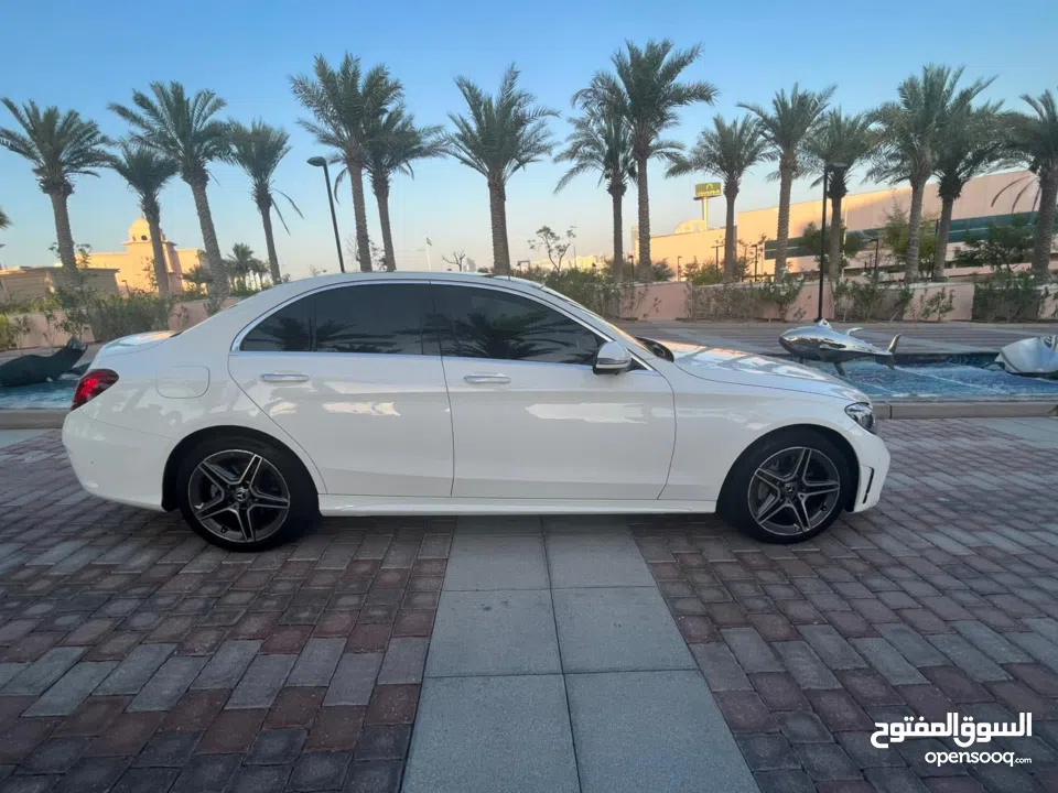 Mercedes C 300 full option Luxury edition