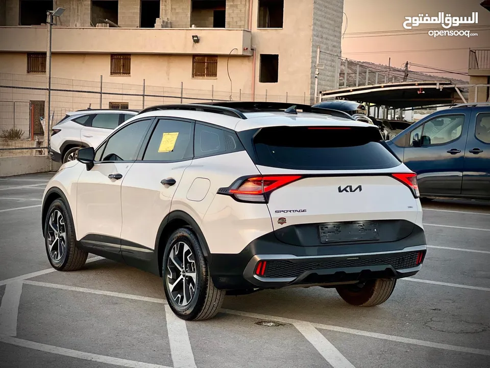 كايا سبورتاج /2022 فل الفل فتحة سقف  2x4 ///240Hp بنزين + كهرباء  ( Haybrid) 1600cc