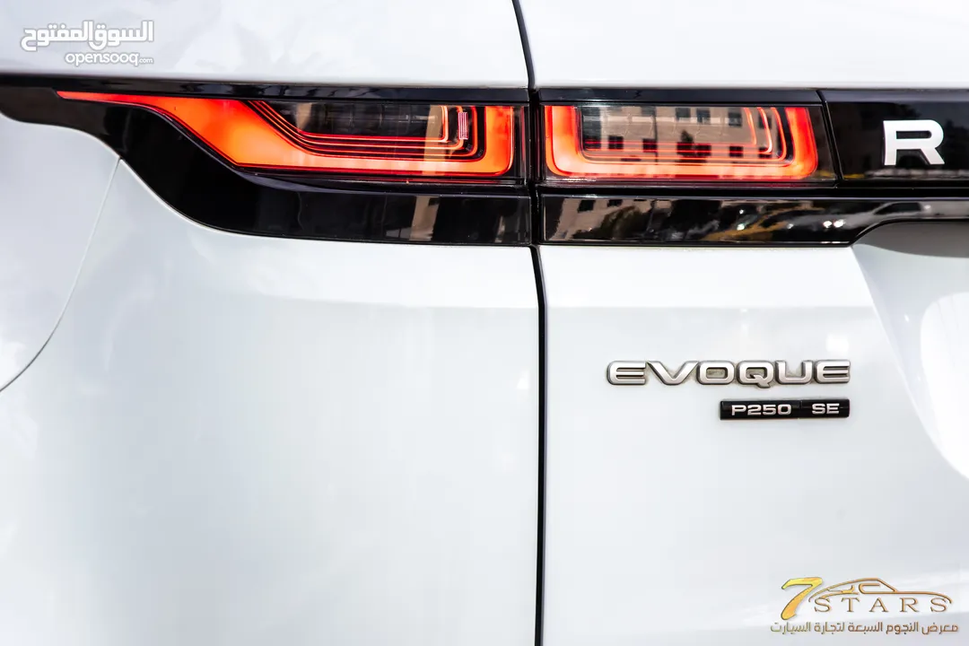 Range Rover Evoque 2020 P250 Se  السيارة وارد و صيانة الشركة و قطعت مسافة 33,000 كم فقط