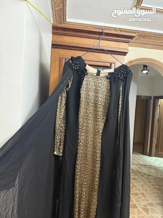 فساتين سهرة للبيع بحالة ممتازة وموديلات مميزة
