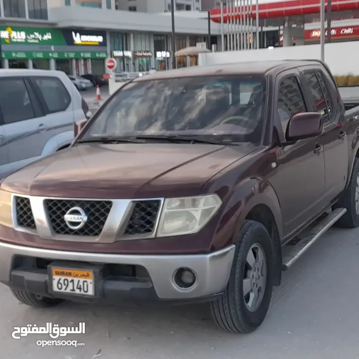 Nissan navara pickup