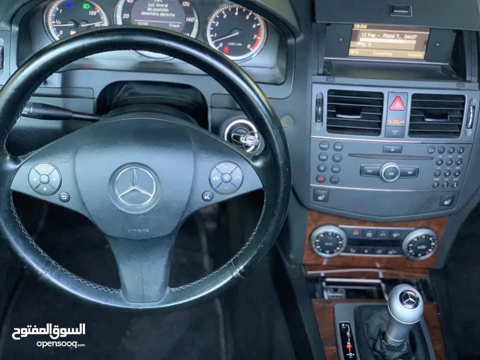 مرسيديس c300