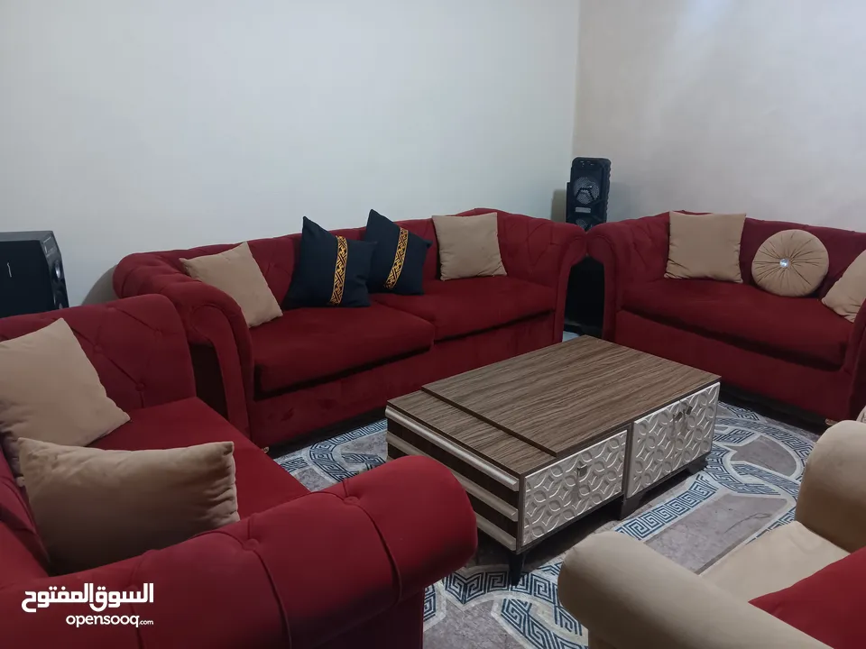 طقم كنب كابتونيل