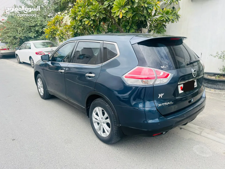 NISSAN X-TRAIL 2017 MODEL 2.5CC, (PRIME CONDITION), navy blue colour