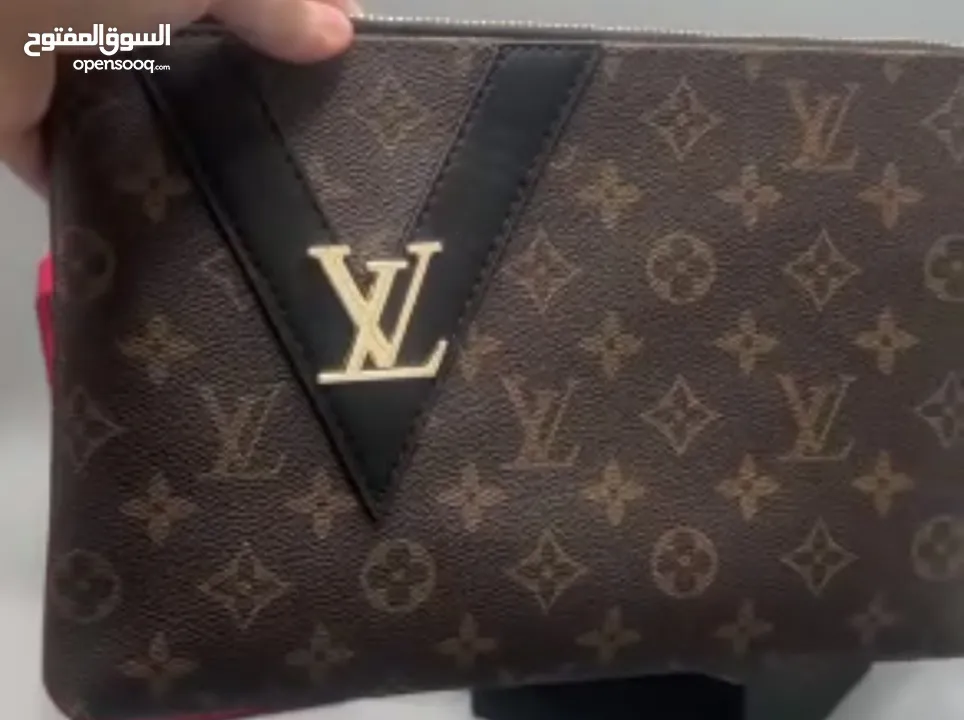 شنط رجالي ماستر