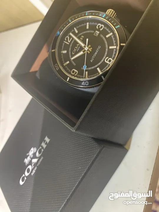 ساعة تشارتر من كوتش