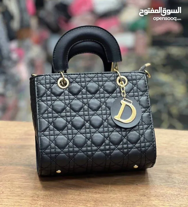 شنط يد ماركات فخمه