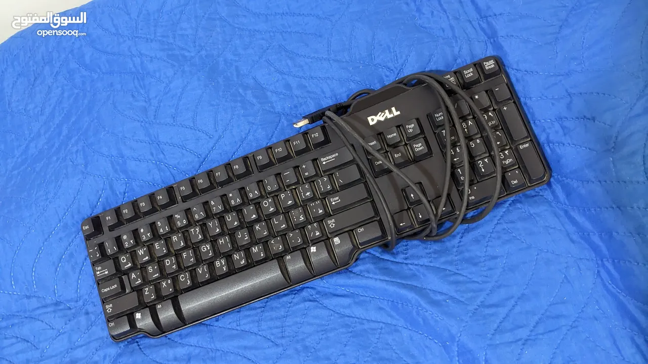 حاسوب مكتبي نوع DELL مع كامل اكسسواراته