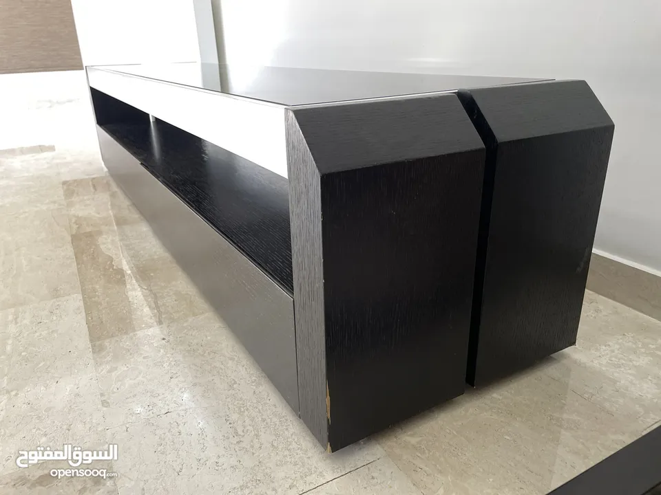 طاولة تلفزيون - فرن غاز - برداي زيبرا- عرباية اطفال