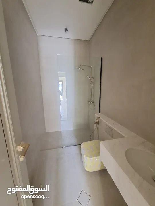 Unfurnished apartment for sale ( Property 42820 )-174782817