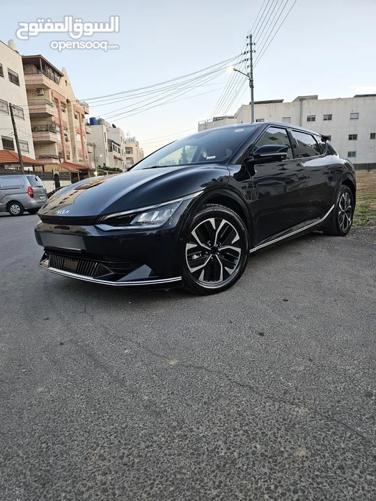 كيا ev6 كهرباء 2023   وارد اميركي ممشى قليل     جميع الاضافات اعلى صنف عدا الفتحة  موديل 2023