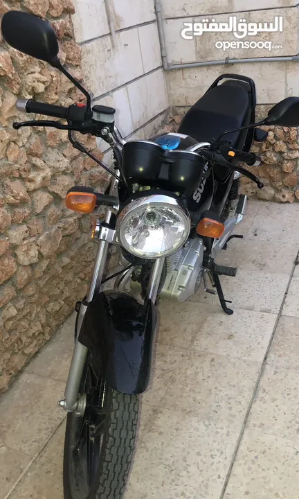 سوزوكي EN 125