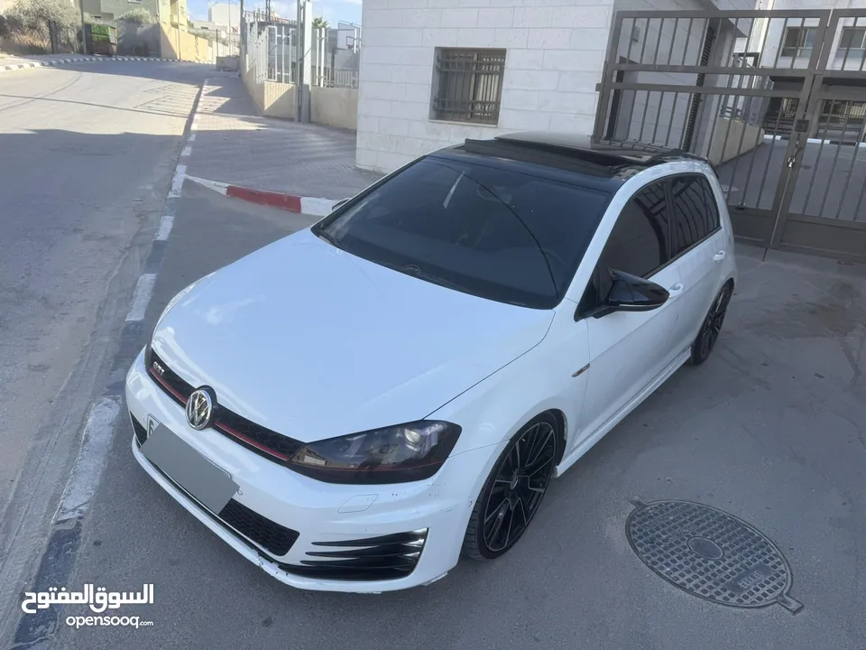 Golf GTi ترخيص 2014 فل الفل بسعررر حرررق كااااش البيع فقط كااش والتنازل مباشرا