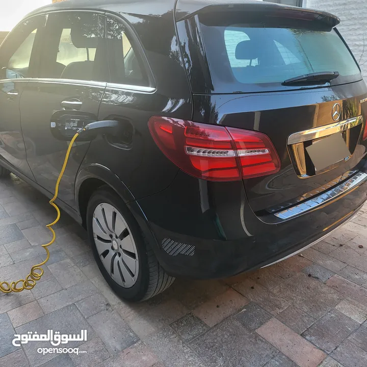 مرسيدس بنز بي 250 الكهربائية بالكامل  Mercedes B250 2015 Full Electric كلين تايتل فحص شركة غرغور