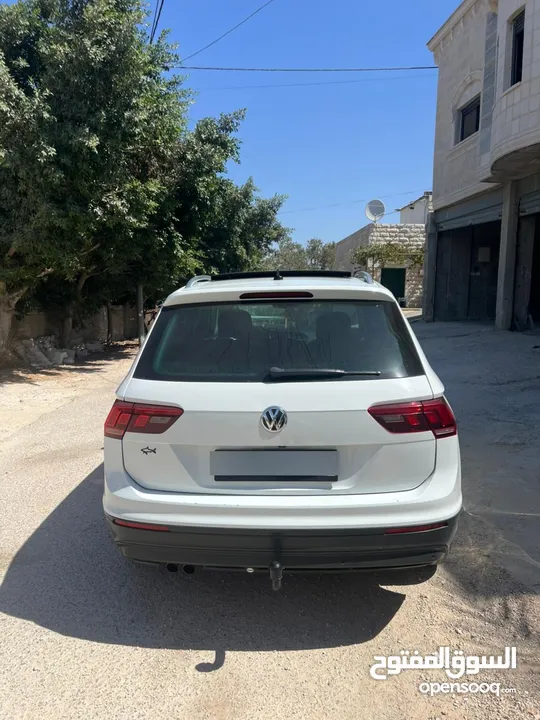 تيجوان لون ابيض
