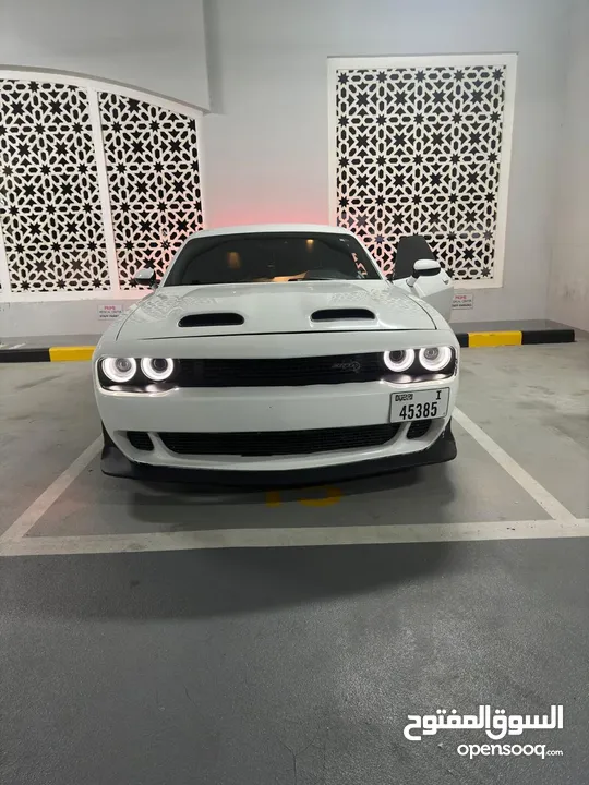 Dodge challenger v6