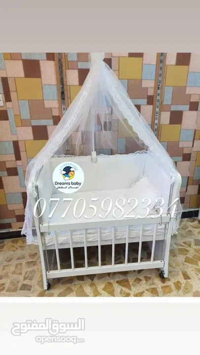 سرير طفل حديث الولادة لعمر سنتين