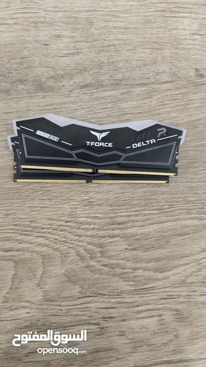 ram 16gb رامات بحالة الوكالة 16 قيقا 5200 هرتز  5200MHz cl40 نظيفة لون اسود مع لمبات rgbcl40