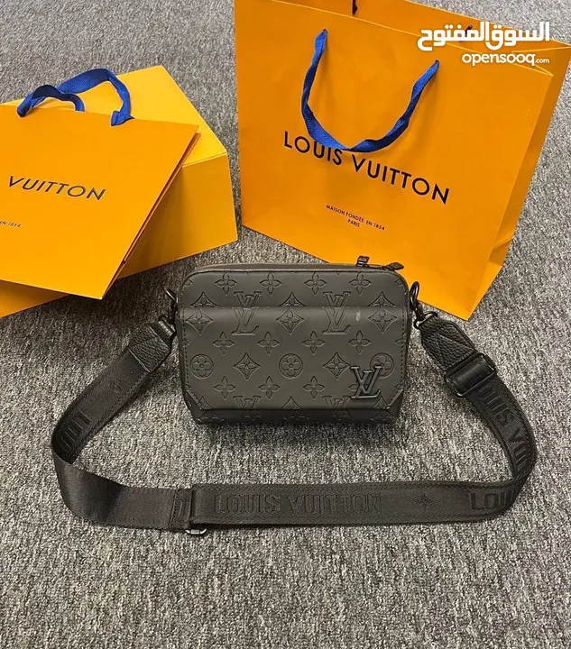 LV افخم الحقائب جوده عاليه فل تختيم مع كيس الكرتون