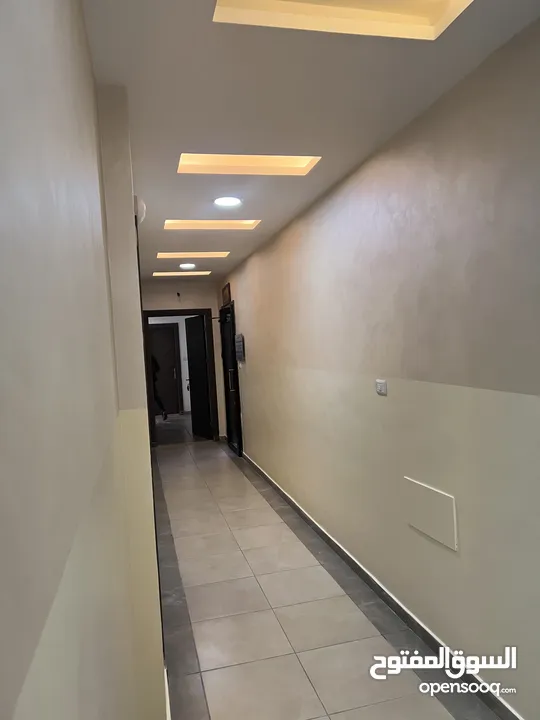 للكادر الطبي عيادات للبيع بالقرب من مستشفى الخالدي (شركة خلف واشتي )
