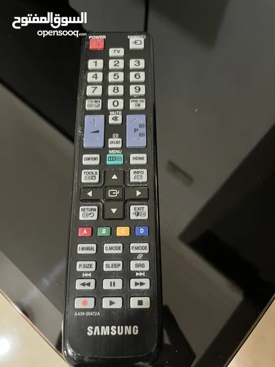 تلفزيون سامسونج 32 بوصة LED مع الطاولة للبيع