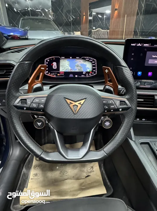 كوبرا فورمنتو 2022 4/4 310 حصان ولا غرام بويه عداد قليل جداً و اصلي البيع كاش او نص نص والبدل وارد