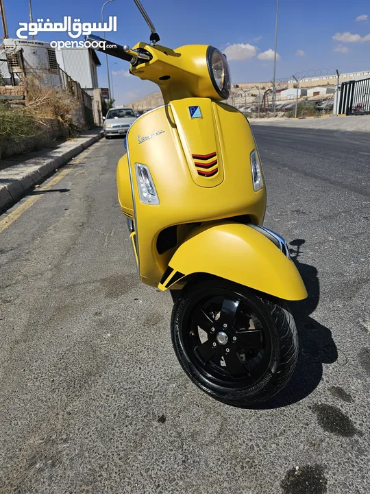 فيسبا GTS SUPER 2018 300cc  كفاله سنه بسعر مغري